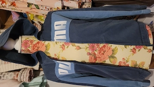 Hanorac unisex în stare buna