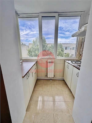 Apartament 2 Camere Decomandat Zona Tomis Nord - imagine 10
