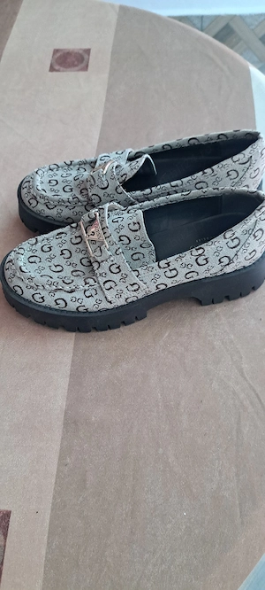 Pantofi dama Guess marimea 38
