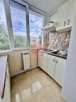 Apartament 2 Camere Decomandat Zona Tomis Nord - imagine 17