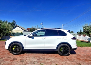 Porsche Cayenne S E-Hybrid   416 CP   Pachet Sport Chrono - imagine 2