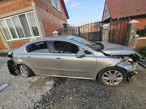 Dezmembrez peugeot 508 - imagine 3