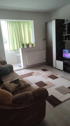 Închiriez apartament  - imagine 4