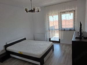 Proprietar inchiriez garsoniera Sanpetru Residence - imagine 6