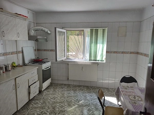 Apartament de 2 camere de imchriat in zona Eroii Revolutiei 