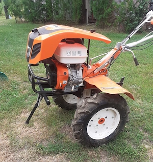 Vând motocultor 