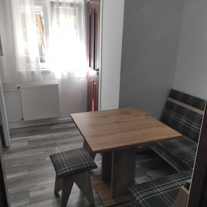 Închiriez apartament cu 2 camere  - imagine 6