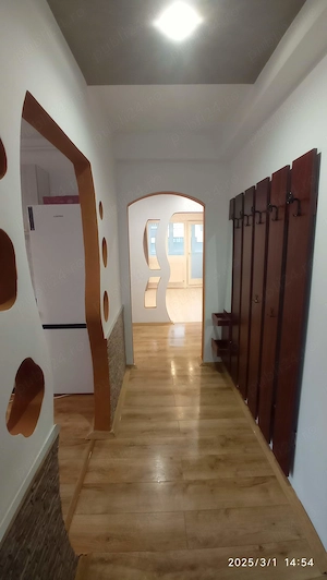 Inchiriez apartament 3 camere, zona Gara Mare (Gh Doja) - imagine 4