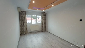 Inchiriez apartament 3 camere, zona Gara Mare (Gh Doja) - imagine 6