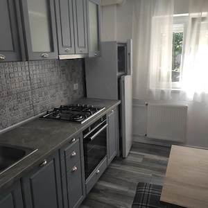 Închiriez apartament cu 2 camere  - imagine 7