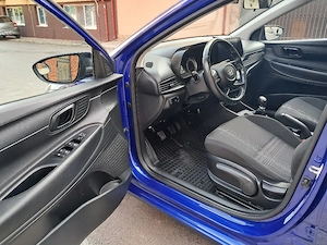 HYUNDAI I20 * 2022  *  Este Ca Nouă  * 63.000 KM * Unic Proprietar * NAVIGAȚIE * Cameră * Full  * - imagine 9