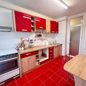 | Apartament cu 2 camere | Siderurgistilor Vest | Etaj 3 |