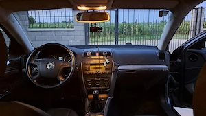 Skoda Octavia 2 (2006)   1.6 FSI , 115 CP  - imagine 8