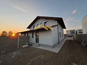 Bucovăț -Duplex-4 Camere