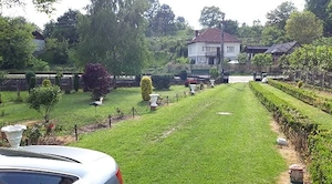 Casă modernă + teren , ideală pentru familie sau pensiune !!