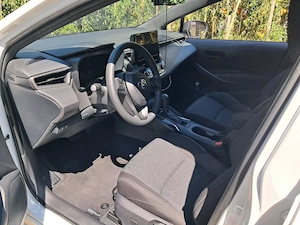 Vand Toyota Corola 1.8 Hibrid combi 2026 - imagine 5