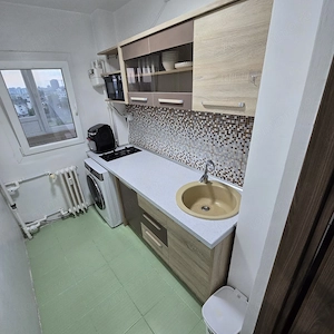 Garsoniera de inchiriat Vitan - 34mp, balcon - imagine 4