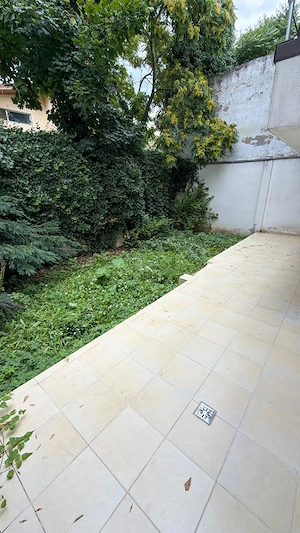 Banu Manta, Liceu Ion Neculce, de inchiriat apartament la parter+terasa si curte! - imagine 19