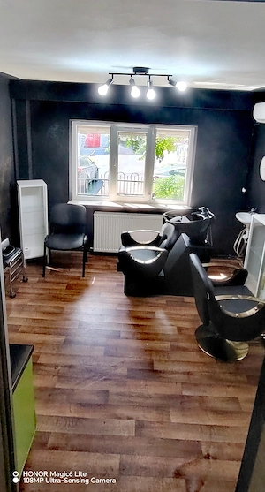 Spatiu comercial(apartament 4 camere) - imagine 4