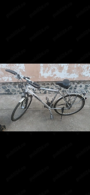 Vând bicicleta cadru aluminiu
