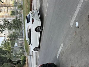 Toyota Corolla hybrid  - imagine 2