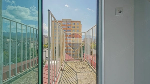 SPATIU 70 MP CU GRUP SANITAR SI BALCON | GREEN CENTER BRANDUSELOR-ITC - imagine 7