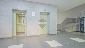 SPATIU 70 MP CU GRUP SANITAR SI BALCON | GREEN CENTER BRANDUSELOR-ITC - imagine 8