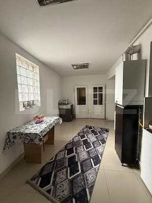 Apartament de vanzare , curte comuna, 2 camere, Zona Semicentral - imagine 6