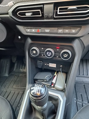 Vand Dacia Logan model aniversar XX - imagine 7