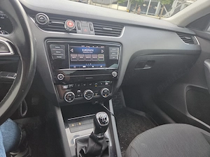 Vand Skoda Ocavia 3 1.6TDI  - imagine 5