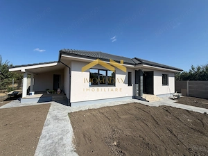 -Casa individuală -4 camere -2 băi -