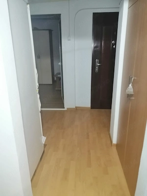 Vand schimb apartament 2 camere, parter - Micro 21 - imagine 2