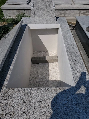 executăm  cavouri de.la 0 
