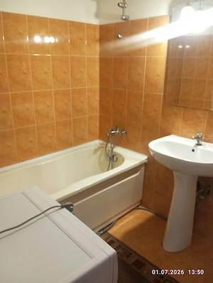inchiriez apartament 1 camera 35 mp total decomandat in Floresti - imagine 4