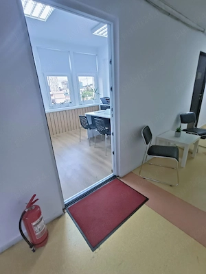 Cabinet de consultanță - Centrul Civic Brașov  - imagine 2