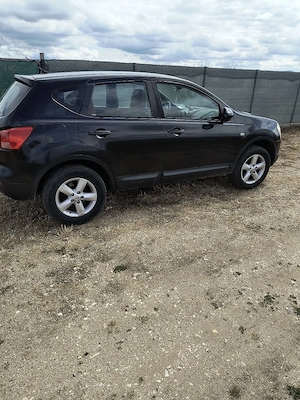 Nissan Qashqai 1.5 dci - imagine 5