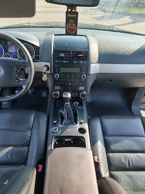    VW TOUAREG 2009 | 2.5 TDI | MANUAL | 4x4 | arcuri | blocant spate  - imagine 4