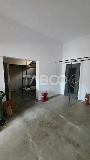 Spatiu comercial de vanzare in Cugir zona Primariei - imagine 7