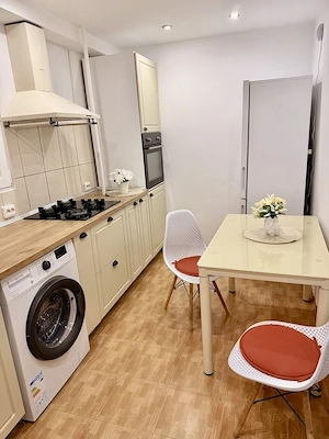 Închiriez apartament 2 camere - imagine 4