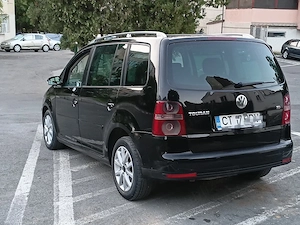 vand  vw  touran 5 locuri - imagine 3