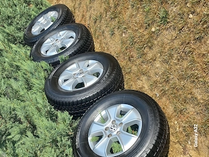Set anvelope cu genți Al 245/70R16