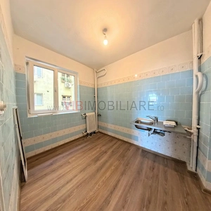 3 Camere - Prelungirea Ghencea - Balcon 9mp - imagine 5