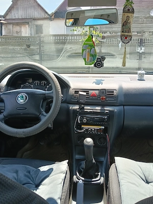 Vând Skoda Octavia Tour 1.9 TDI  - imagine 5