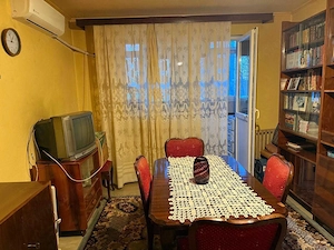 Inchiriez apartament 3 camere Piata Moghioroș, Bucuresti