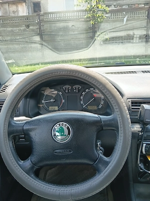 Vând Skoda Octavia Tour 1.9 TDI  - imagine 6