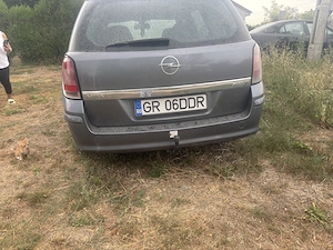 Vând Opel astra H 1.9  - imagine 2
