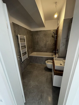 Apartament Nou 3 camere Decomandat Coresi - imagine 3
