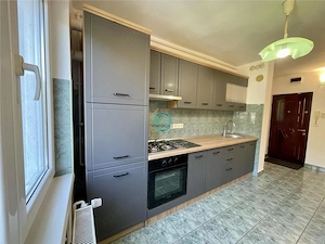Inchiriez apartament cu 2 camere in Tudor Zona Palas. - imagine 3