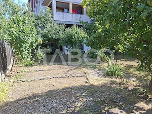 Casa cu 2 camere decomandate 335 mp teren in zona Parcul Tineretului - imagine 12