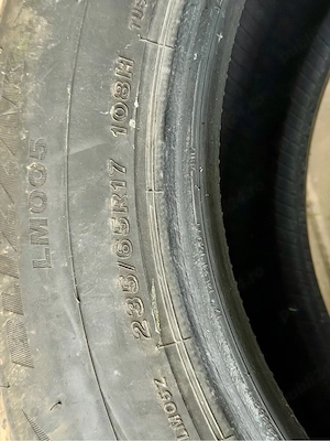 4 anvelope de iarna 235/65/17  2xBridgestone + 2xGoodYear DOT 2023 ca NOI - imagine 5
